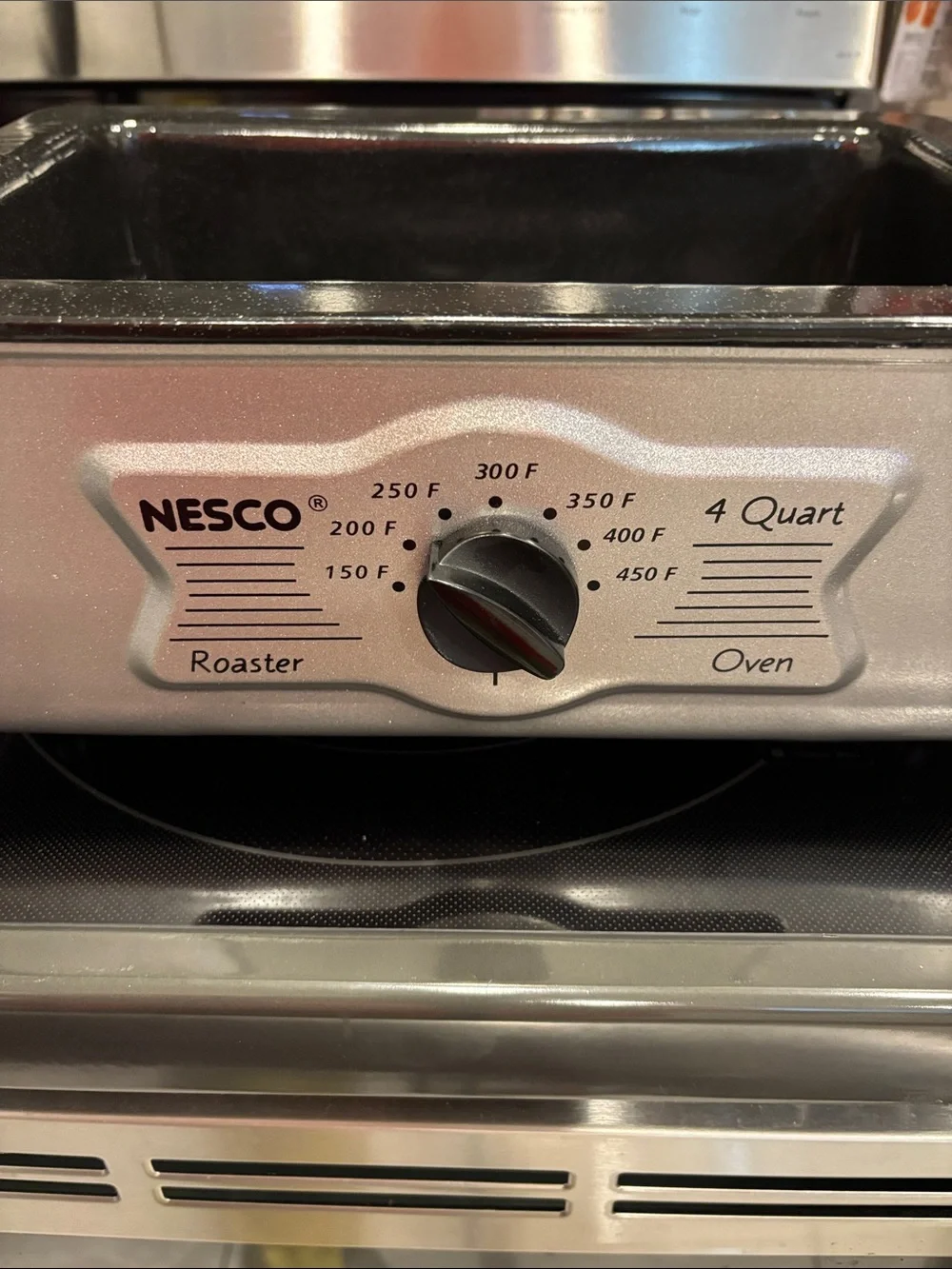 Nesco 4-Qt Roaster Oven Roasts, Bakes, Steams, Slow Cooks, etc